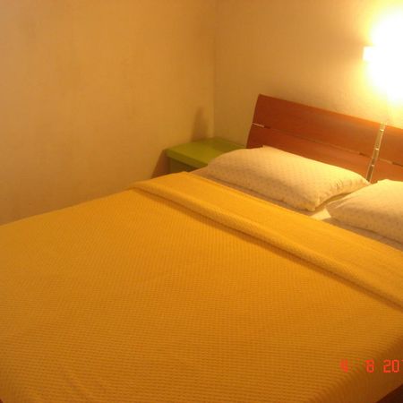 Apartments Renata Primošten Extérieur photo