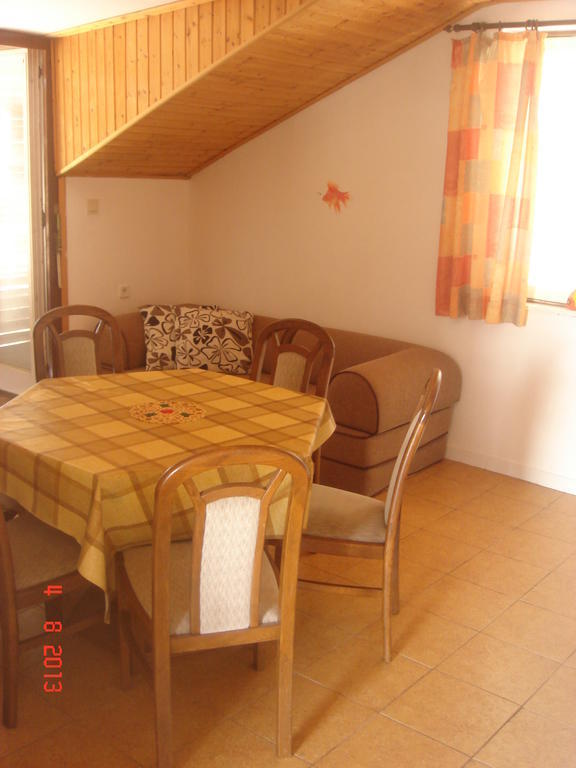 Apartments Renata Primošten Chambre photo